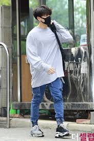 In Between 12 What You Want Bts Inspired Outfits Jungkook Kpop Fashion