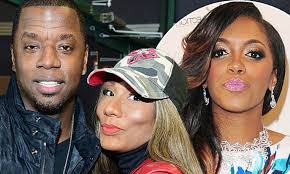 Find the latest news, pictures, and opinions about kordell stewart. Kordell Stewart Gets Cosy With Towanda Braxton At The Grudge Match Screening Daily Mail Online