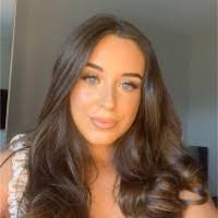 Lauren Skelton's Instagram, Twitter & Facebook