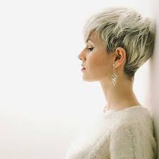 Below you will find several pretty different examples of how cute, adorable, sexy, and attractive a short to medium hairstyle can look. Pin On Hair
