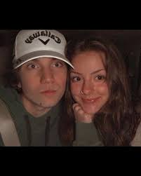 Elyse (@elysehartman) • Instagram photos and videos