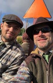 Tom Hinrichsen's Instagram, Twitter & Facebook