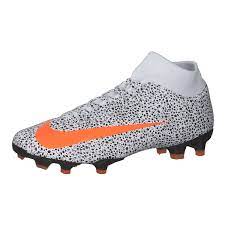 Im nachstehenden fussballschuhe produktkatalog finden sie alles rund um/s fussball junior. Nike Herren Fussballschuhe Mercurial Superfly 7 Academy Cr7 Fg Mg Cz5853 Cortexpower De