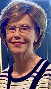 Lori Mock's Instagram, Twitter & Facebook