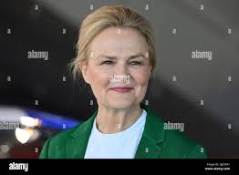 Kate simon hi-res stock photography and images