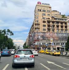 Maybe you would like to learn more about one of these? Un Banner UriaÈ™ Din Centrul OraÈ™ului VorbeÈ™te Despre Bussines Nu Business Nwradu Blog