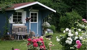 Moderne Gartenhauser 50 Vorschlage Fur Sie Archzine Net Gartenhaus Farbe Gartenhaus Und Garten