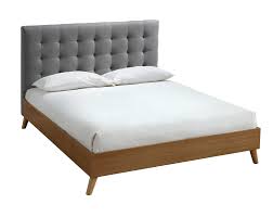 Wir freuen uns auf deinen besuch! Bett Fur Erwachsene Skandinavisch Holz Und Stoff Grau 140 X 200 Cm Lynn Miliboo