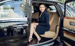 Trong bối cảnh nền kinh tế phát triển mạnh mẽ như hiện nay, thường phát sinh những vấn đề phức tạp liên quan đến pháp lý, chính vì thế hành lang pháp lý và các vấn đề liên quan đến chính sách kinh tế phải được quan tâm đảm bảo. Ly Nha Ká»³ Doanh Nhan á»Ÿ Tuá»•i 22 Va Thu Vui Ä'áº¿m Há»™t Xoan