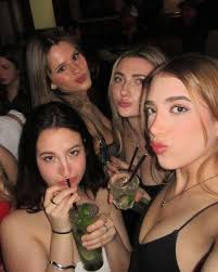 Olivia Mortimer🦋 (@olivia.mortimer) • Instagram photos and videos