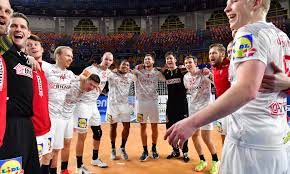 Sådan, danmark! sådan skrev finansminister kristian jensen (v) stolt på sin facebookprofil i sidste uge. Det Laerte Vi Af Semifinalen Et Eventyrligt Dansk Angreb Der Er Svaert At Forudsige Handbold Sport