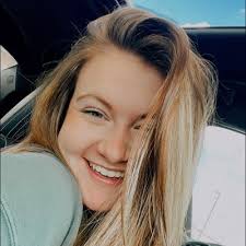 Kylie Vaughn (@kyylielizabeth)