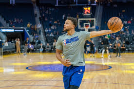 25 predictions from advanced computer model the sportsline projection model has a pick for the clash between the kings and warriors. Nba Sacramento Kings At Golden State Warriors Awful Announcing