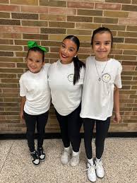 Kiddie Clinic- Football Season...