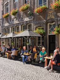 terras au mouton blanc maastricht terras maastricht terrasmeubilair