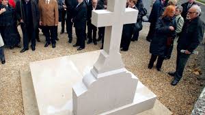 4,451 likes · 100 talking about this · 3 were here. La Tombe Du General De Gaulle Vandalisee