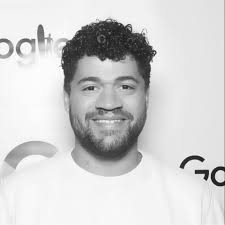 Grab your Kendrick Lamar & SZA tour tickets before they sell out! Download  Gametime for discounted tickets! 🎵🎤