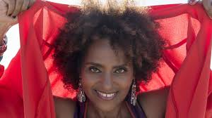 Le Sahara s'insinue dans la #SessionLive avec Aziz Sahmaoui & Eric  Longsworth et Malika Zarra