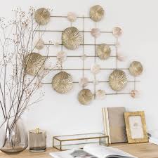 Decorazione Da Parete In Metallo Dorato 78x60 Cm Maisons Du Monde Decorazioni Decorazioni Della Parete Mensole Decorative
