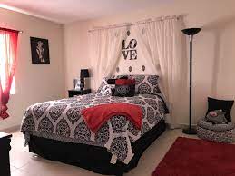 Amazing black red and white sports themed bedroom. Pin By Mama S Mood On Room Goals Decor Bedroom Red Luxurious Bedrooms Bedroom Decor