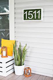 Donnez Une Touche D 39 Originalite A Votre Maison Avec Cette Plaque De Porte Home Made Diy Numeros De Maison Moderne Decoration Porche Diy Maison