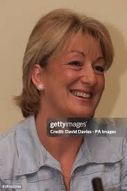 367 Liz Saunders Stock Photos, High-Res Pictures, and Images