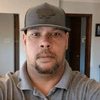 100+ "Robert Shell" profiles