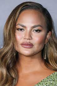 Chrissy teigen was born on november 30, 1985, in delta, utah, usa, to ron teigen sr. Chrissy Teigen Before And After From 2009 To 2020 The Skincare Edit