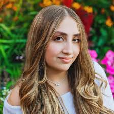 The many times I hear, I wish we had done it sooner. It's never a perfect  time for everyone when it comes to extended family sessions but, you have  to make the