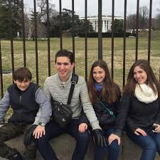 523,027 likes · 365 talking about this. Nath Campos Di Twitter Nos Hubieras Dejado Pasar Barackobama Somos Bien Guay Http T Co Ggccpwx2ue Http T Co Qxyckf4i81