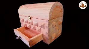 Puedes hacer un cofre del ¿qué necesitas para hacer un cofre de cartón personalizado? Sin Tornillos Ni Clavos Cofre De Madera Tapa Curvada Y Diamantes De Madera Luis Lovon Youtube