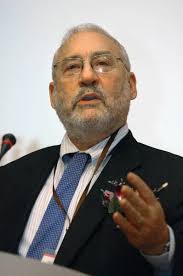 David Piva Výkonného Ředitele Ředitelky Sovereign Mezinárodních Veřejných  Financí Standardních — Stock Redakční fotografie © ChinaImages #244650500