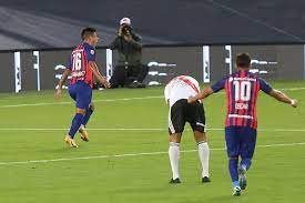 Se trata de los arqueros fernando monetti y josé devecchi y los defensores gabriel rojas y andrés herrera, más diego monarriz, ayudante del dt interino leandro romagnoli, que ya están aislados y con el correspondiente seguimiento médico. River San Lorenzo Por La Copa De La Liga El Ciclon Gano 2 1 Con Goles De Uvita Fernandez Y Elias Y Se Metio En El G4 De La Zona 1 La Nacion