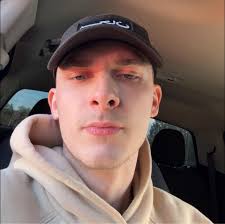 OSRS Community Game Experience and Player Interaction