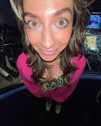 Elizabeth Capozzi's Instagram, Twitter & Facebook