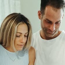 Dan and Dani's baby daughter has passed away at 10 days old. Send them some  love ❤️🕊️ : r/TheBlock