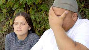 Find the perfect menowin fröhlich stock photos and editorial news pictures from getty images. Menowin Lebt Mit Seiner Familie Von Nur 1 300 Euro Im Monat Promiflash De