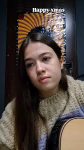 Dear friends, I wish you a blessed and merry Christmas from all my heart to  those who celebrate 🎄✨❄️ I am not a singer nor a guitar player (as you can  see