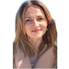 Amanda Sylvester's Instagram, Twitter & Facebook