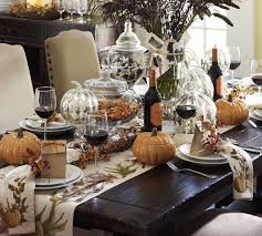 Decided on decor, but aren't sure the right way to set the table? Elegant And Easy Thanksgiving Table Decorations Ideas Family Holiday Net Guide To Family Holidays On The Internet