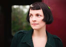 Emma Hooper's Instagram, Twitter & Facebook