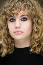 Should curly hair be layered? Shag Haircut 40 Ways To Wear This Versatile Cut All Things Hair Us