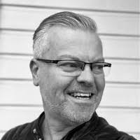 Eric Blomquist's Instagram, Twitter & Facebook