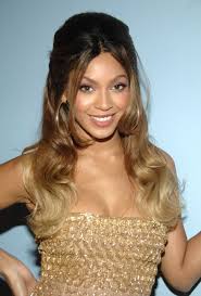 In revisiting her mom haircut, beyoncé flirted with the idea of short hair in late december. Half Up Half Down Hairstyles Long Straight Hair Novocom Top