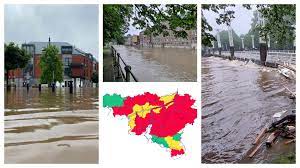 Expand_more the situation is unusual this year for the prairies because of the flooding. La Belgique Touchee Par De Fortes Inondations Ce 15 Juillet Le Niveau De La Meuse Grimpe Namur Et Liege En Partie Evacuees