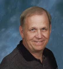 Kelly Harms's Instagram, Twitter & Facebook