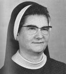 Joan Mcmullen's Instagram, Twitter & Facebook