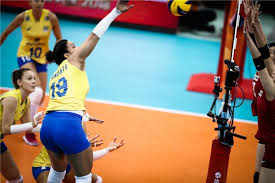 Tandara é considerada uma das atacantes com maior potência no voleibol mundial, conseguindo atingir em seus ataques mais de 106km/h. Natalia E Tandara Fora Da Copa Do Mundo Feminina De Volei Lance