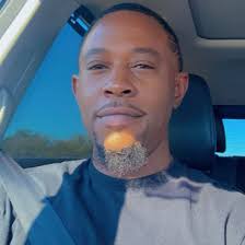 That time I was blonde blonde 😂 and nope that wasn't a perm... jus a  straight blow out from Lewis Patrick Gary ❤️