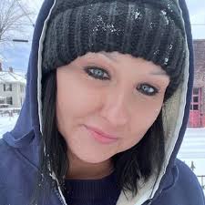 What companies pick up unwanted large items in Hertford, Winfall, PQ?